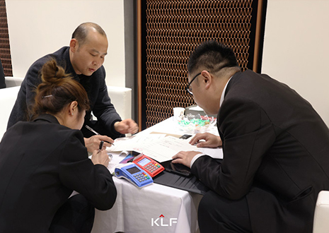 和记再定义 | “高颜值 高性价比 高端定制”共创健康环保整家！